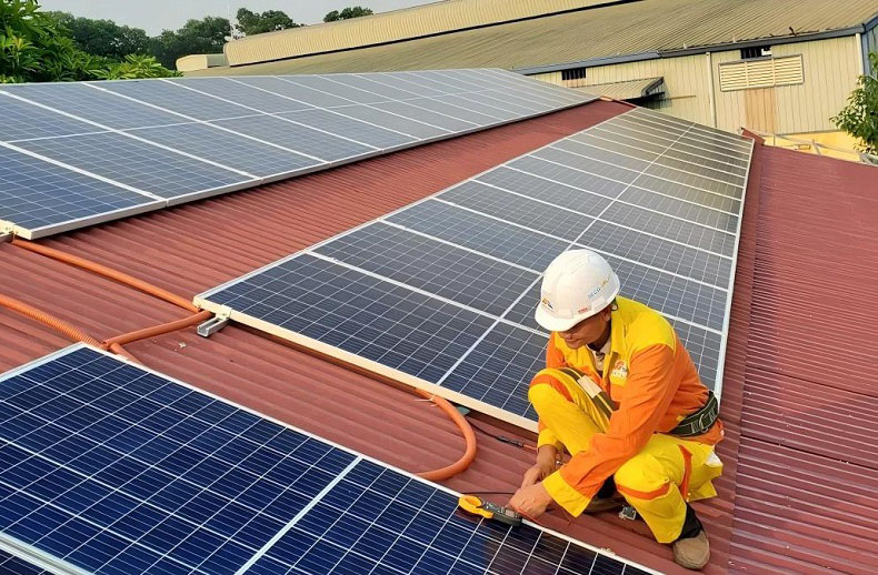 What is Included in a Complete Solar Power System Kit?